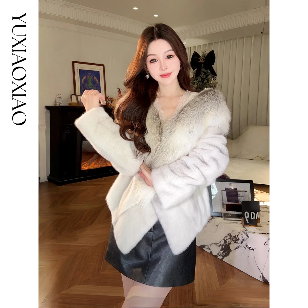 余潇潇【济州风情】层次感天鹅绒水貂毛拼接日辉狐V领皮草外套
