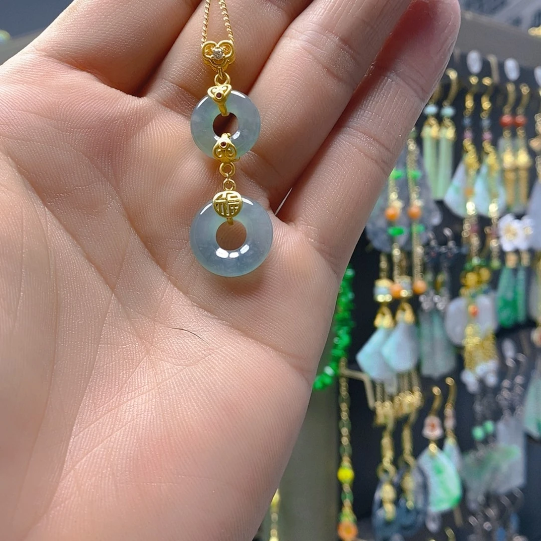 未镶嵌翡翠耳饰翡翠