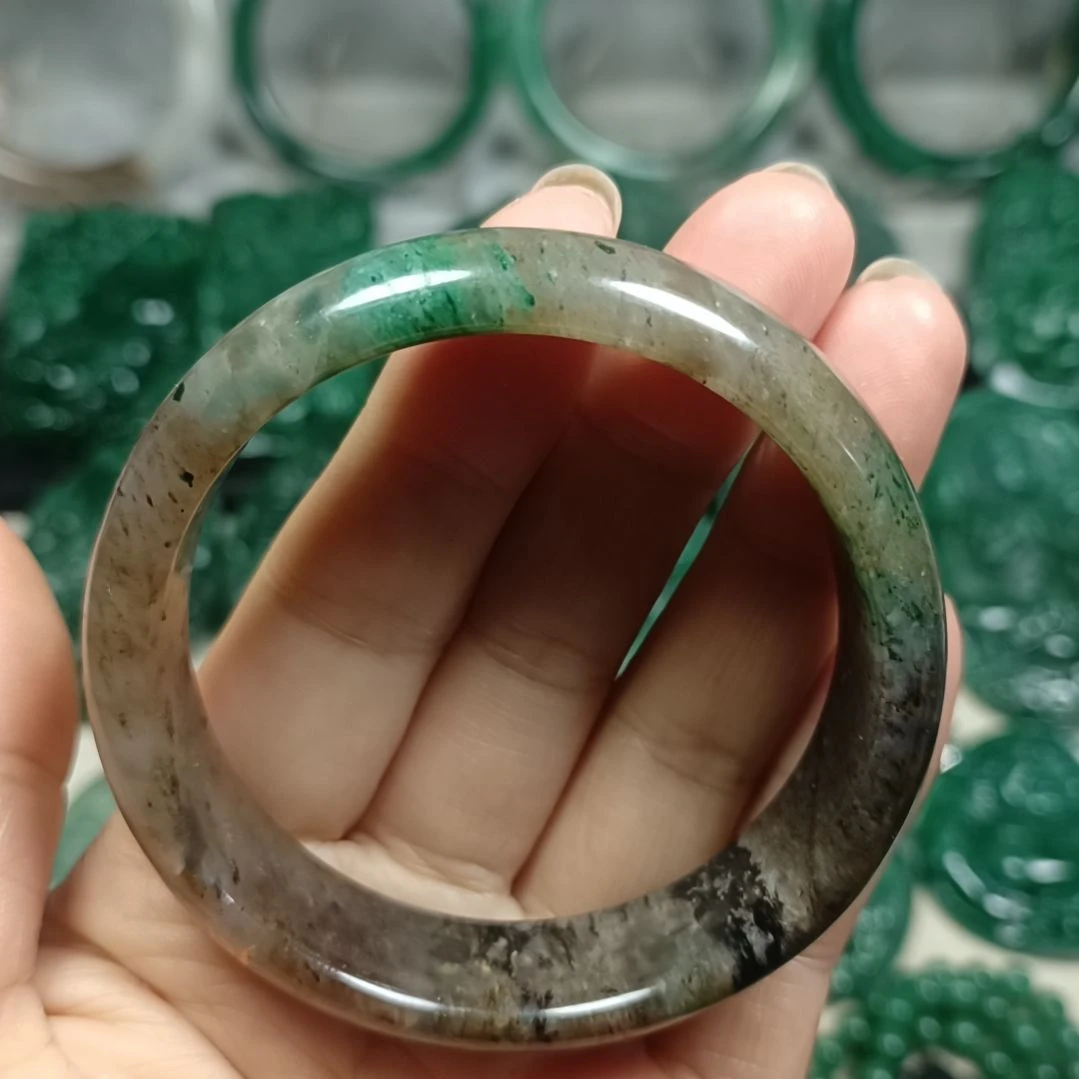 独山玉未镶嵌手镯55