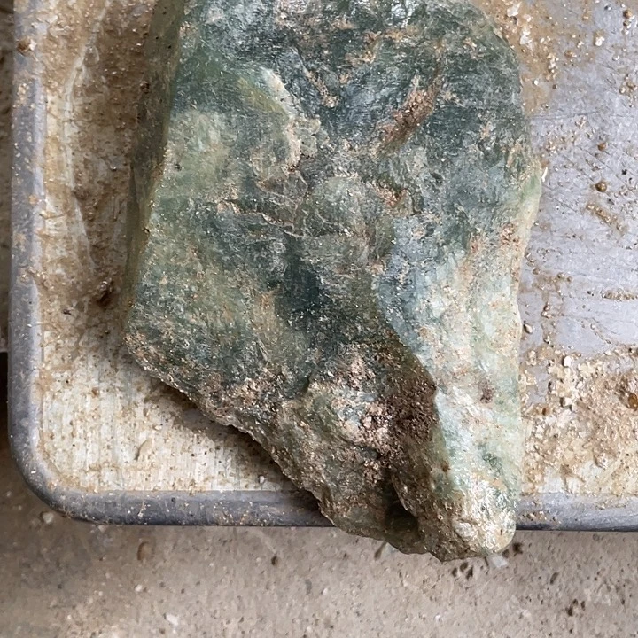 东***伙蛇纹石玉未镶嵌天然岫玉多样性发一