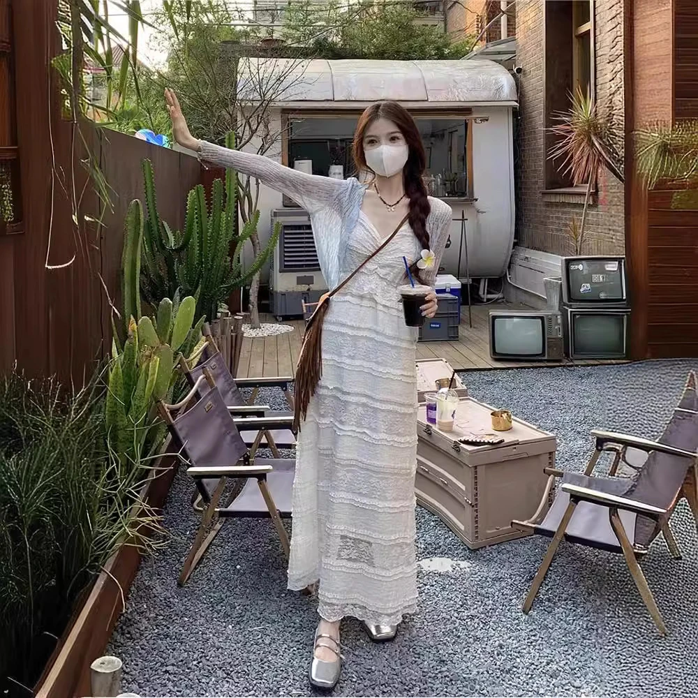 【现货】法式小众温柔风蕾丝吊带连衣裙女春夏设计感气质收腰裙子