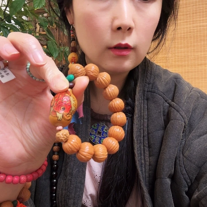 b**?年年有鱼猴头一条
