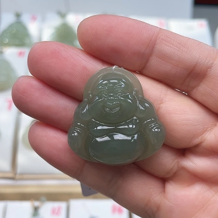 颈饰未镶嵌和田玉（糖玉）沁*35佛