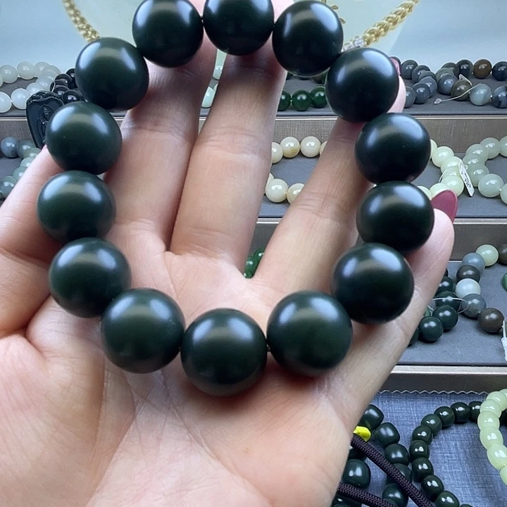 和田玉未镶嵌手链