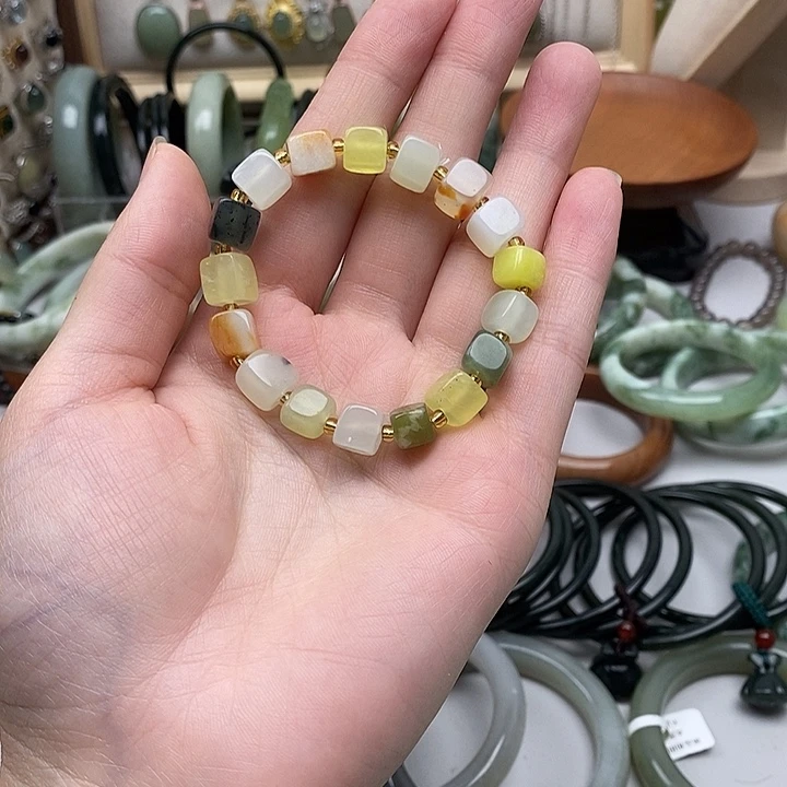 未镶嵌蛇纹石玉手链