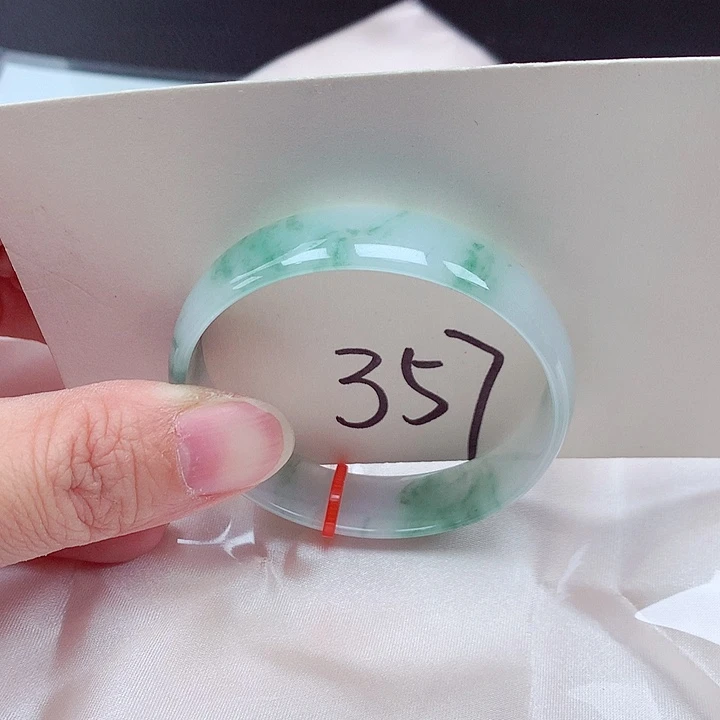 翡翠未镶嵌手镯翡翠