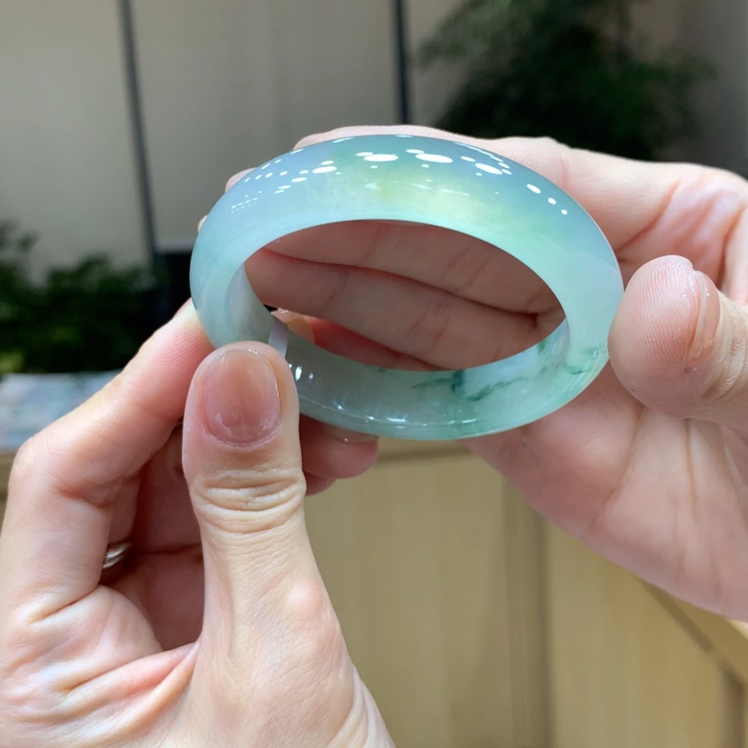 未镶嵌手镯翡翠不退不换
