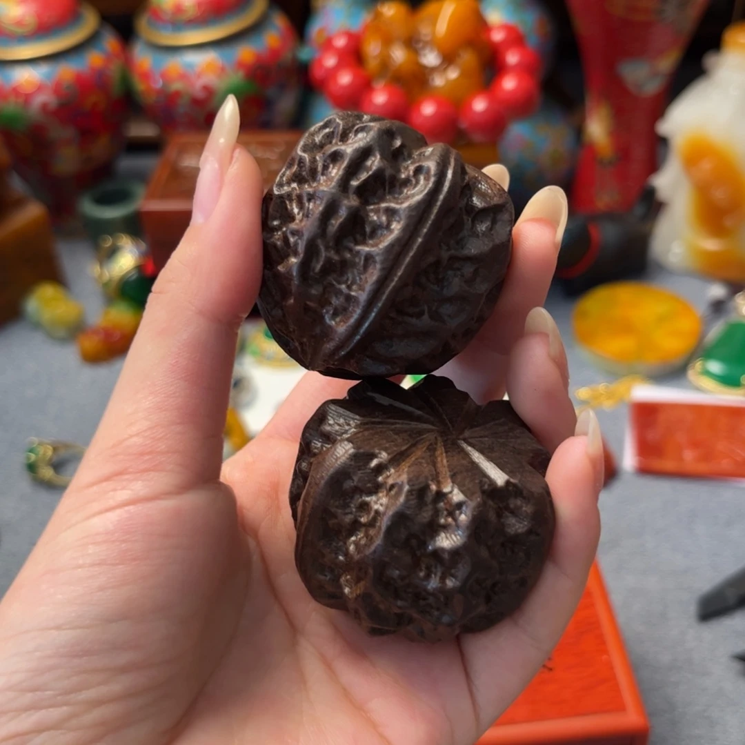 大叶紫檀（黑酸枝木类）