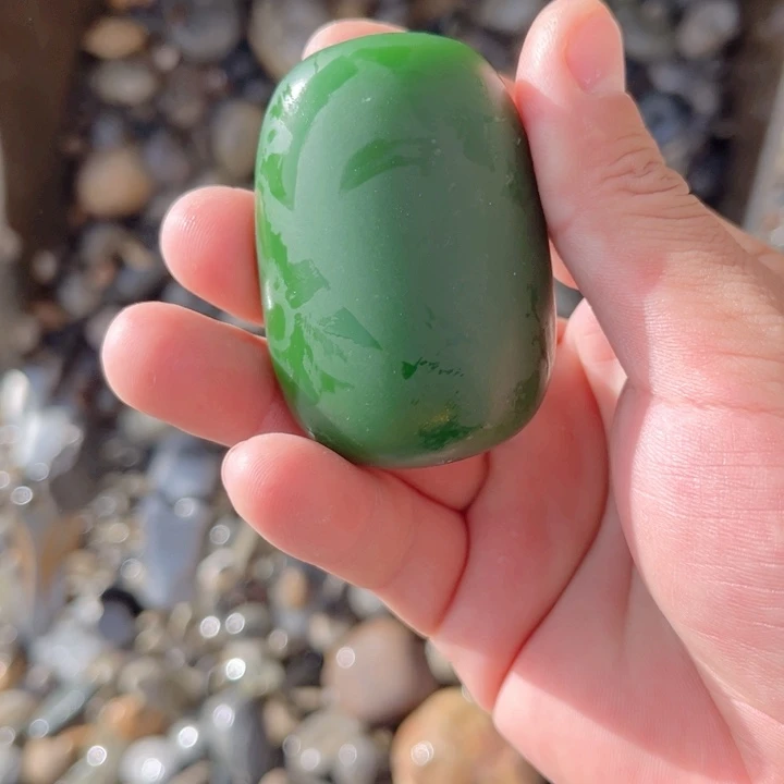 未镶嵌和田玉（糖玉）珠宝奇石