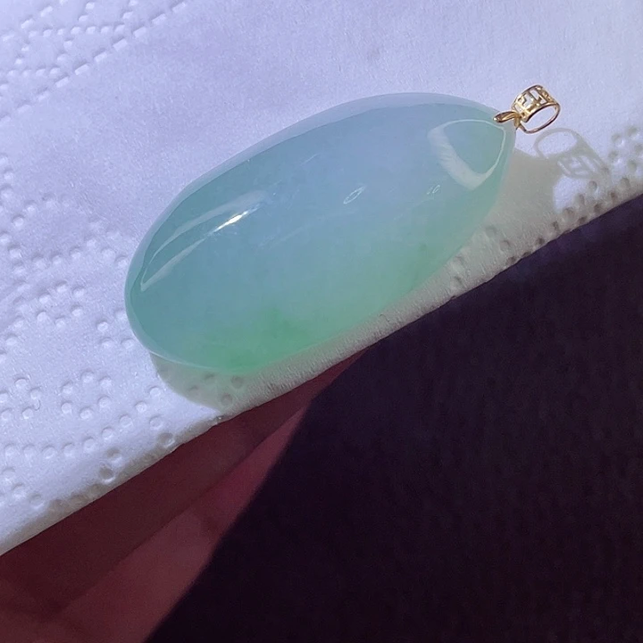 颈饰18K金镶嵌翡翠翡翠