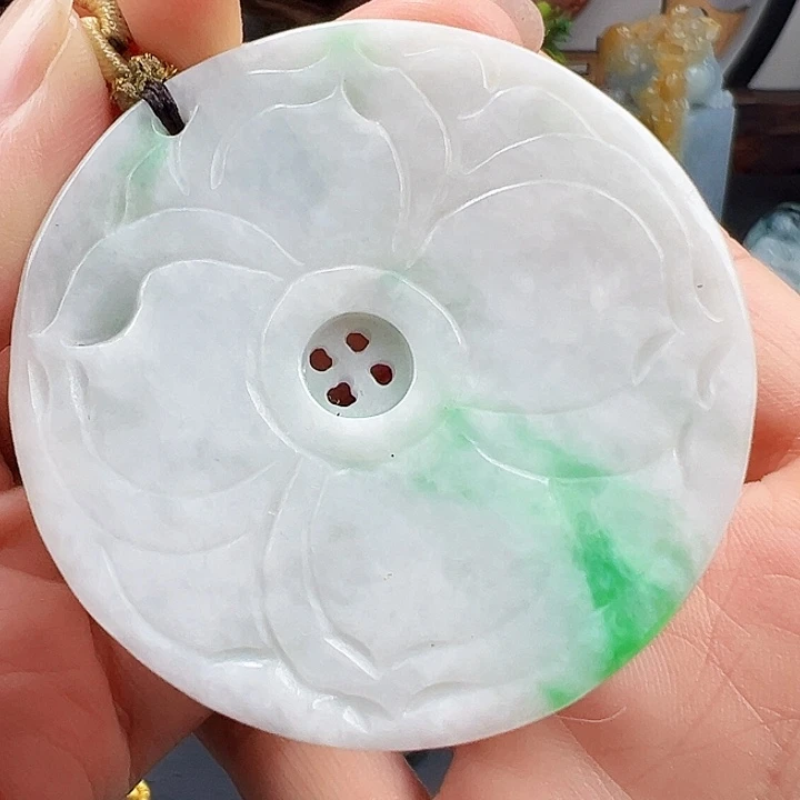 翡翠未镶嵌颈饰天然A货翡翠