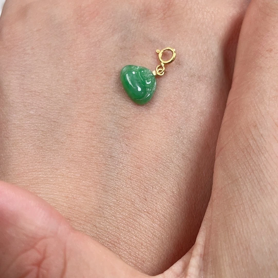 翡翠18K金镶嵌颈饰佛公