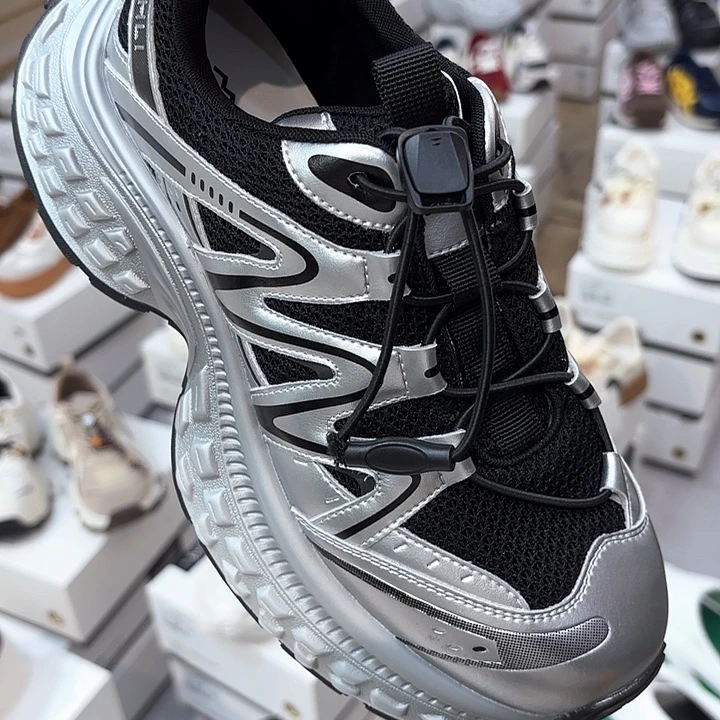 518-825灰色39码运动鞋