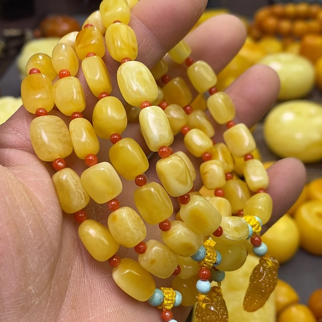 蜜蜡未镶嵌珠宝奇石多样性发其一