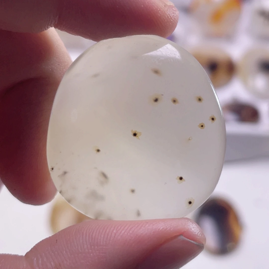 玛瑙/玉髓颈饰合金