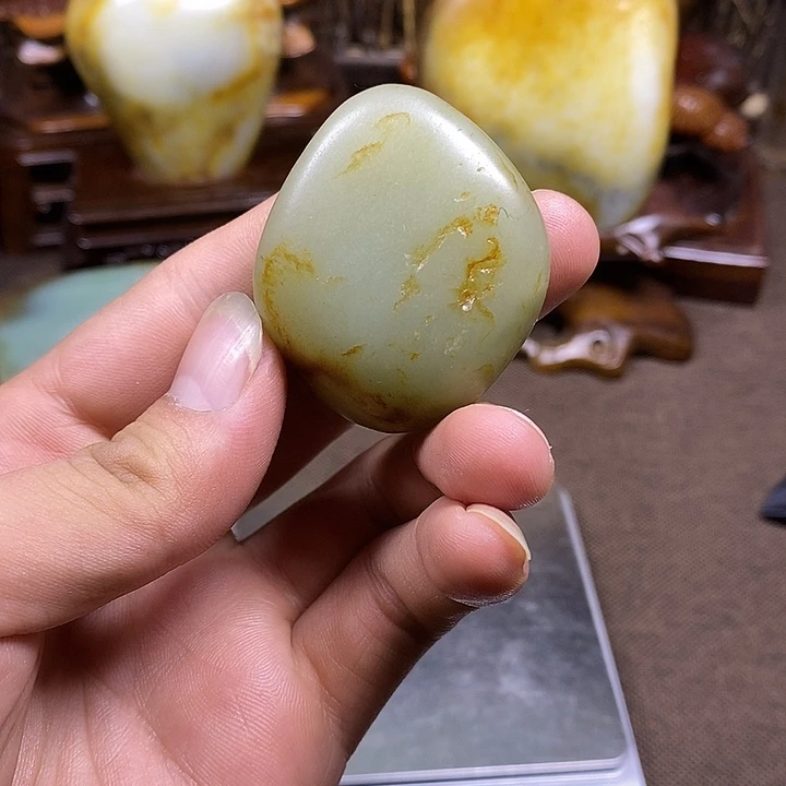 和田玉（糖玉）未镶嵌颈饰
