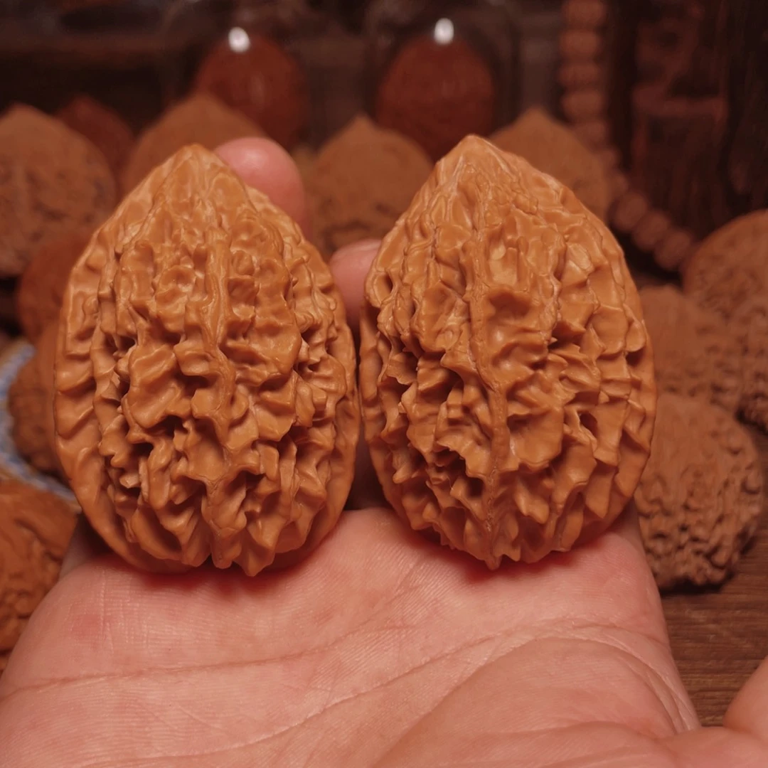 文玩核桃吊坠老鼠