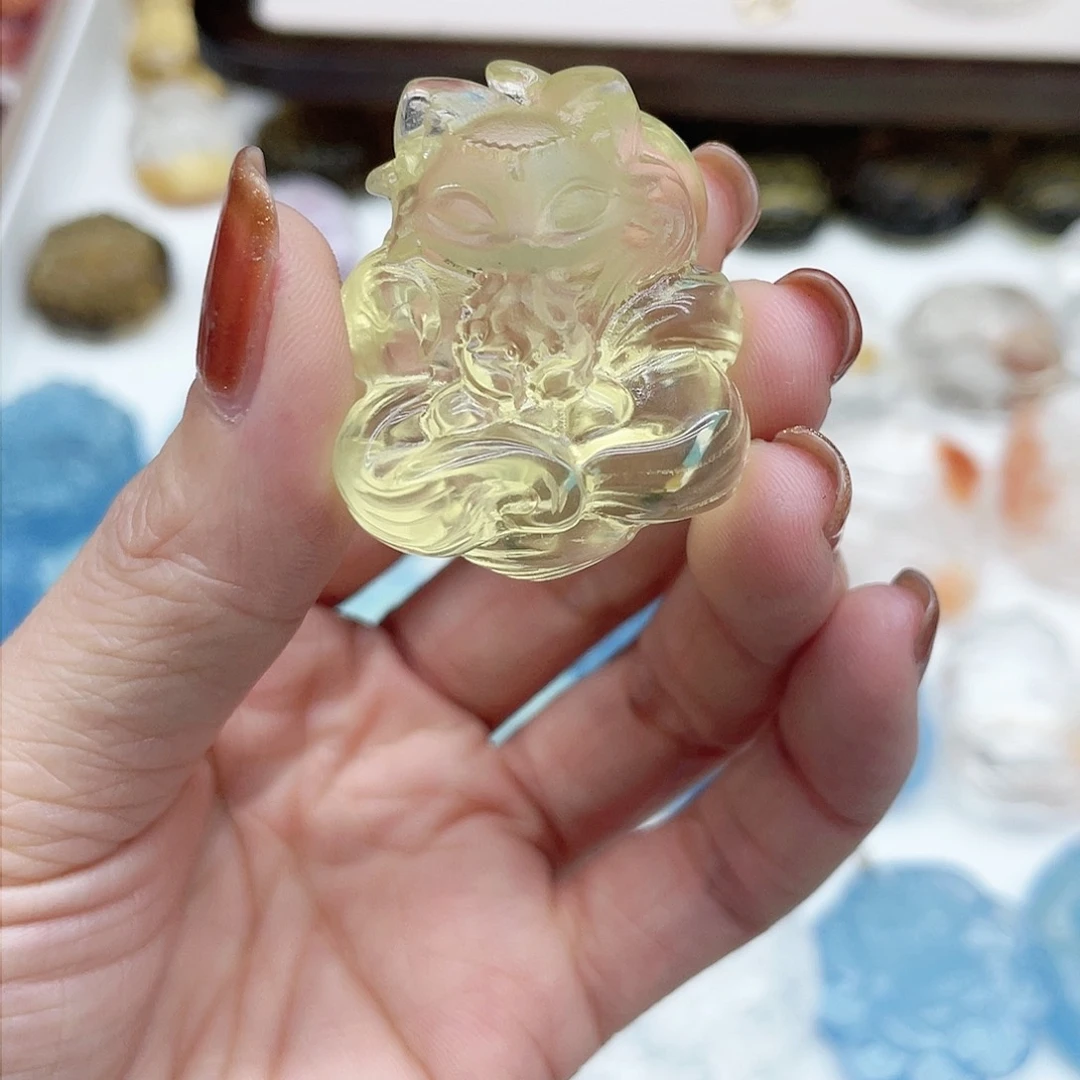 水晶吊坠(不含链)未镶嵌H****?