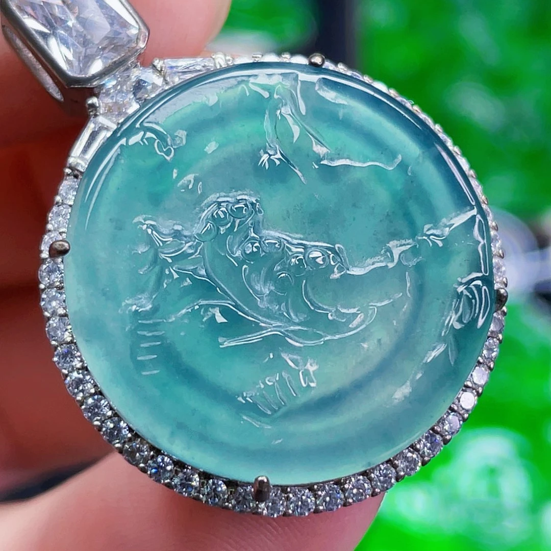 翡翠未镶嵌颈饰237