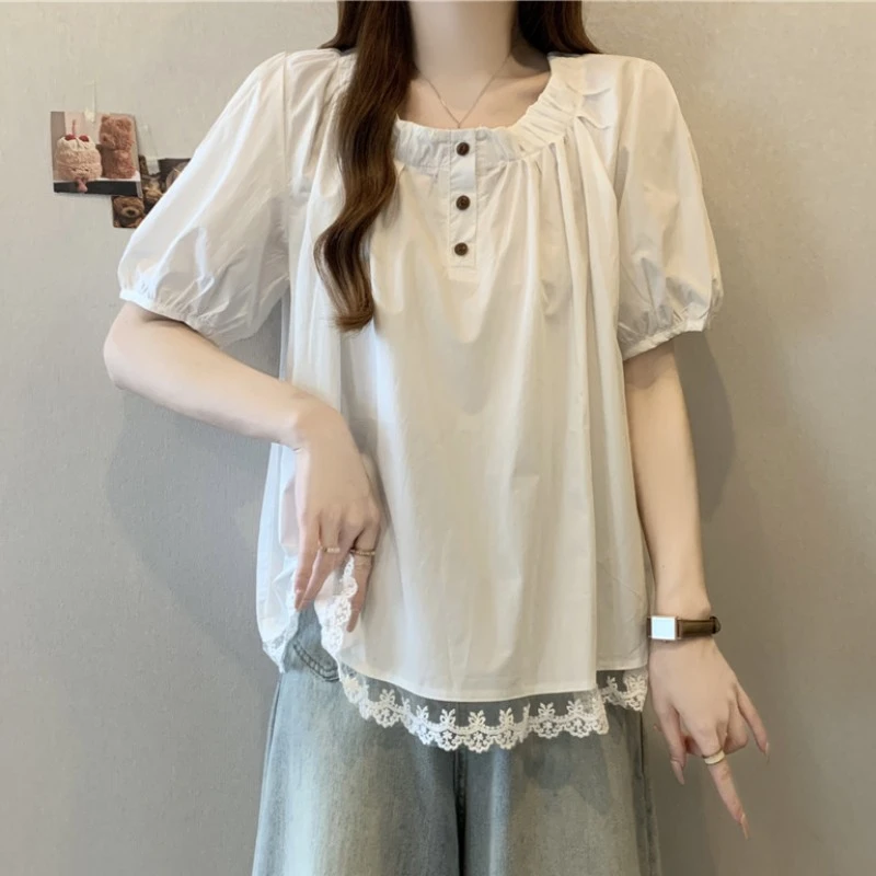 大码法式蕾丝拼接短袖衬衫女夏季新款微胖MM宽松显瘦百搭洋气上衣