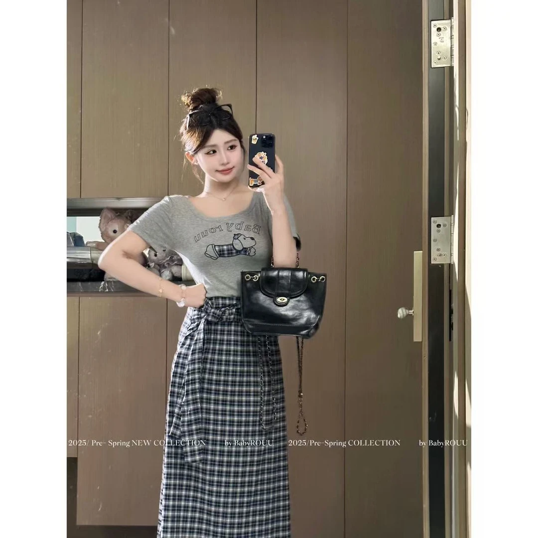 【现货】【海港晴空】温与柔韩版休闲套装减龄卡通小狗上衣高腰格子裙