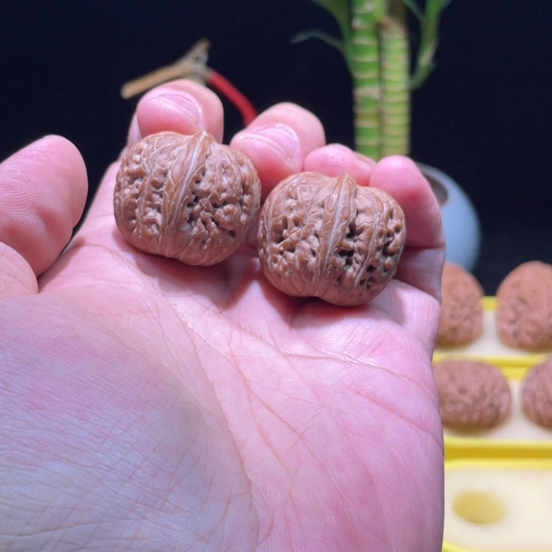 把件文玩核桃31全品红皮手捻口袋宝元宝