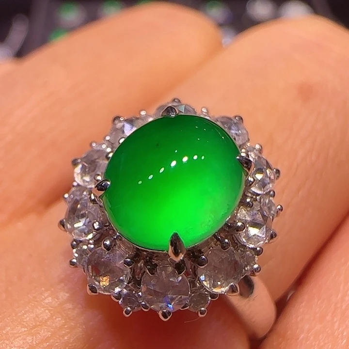 翡翠戒指18K金镶嵌戒指