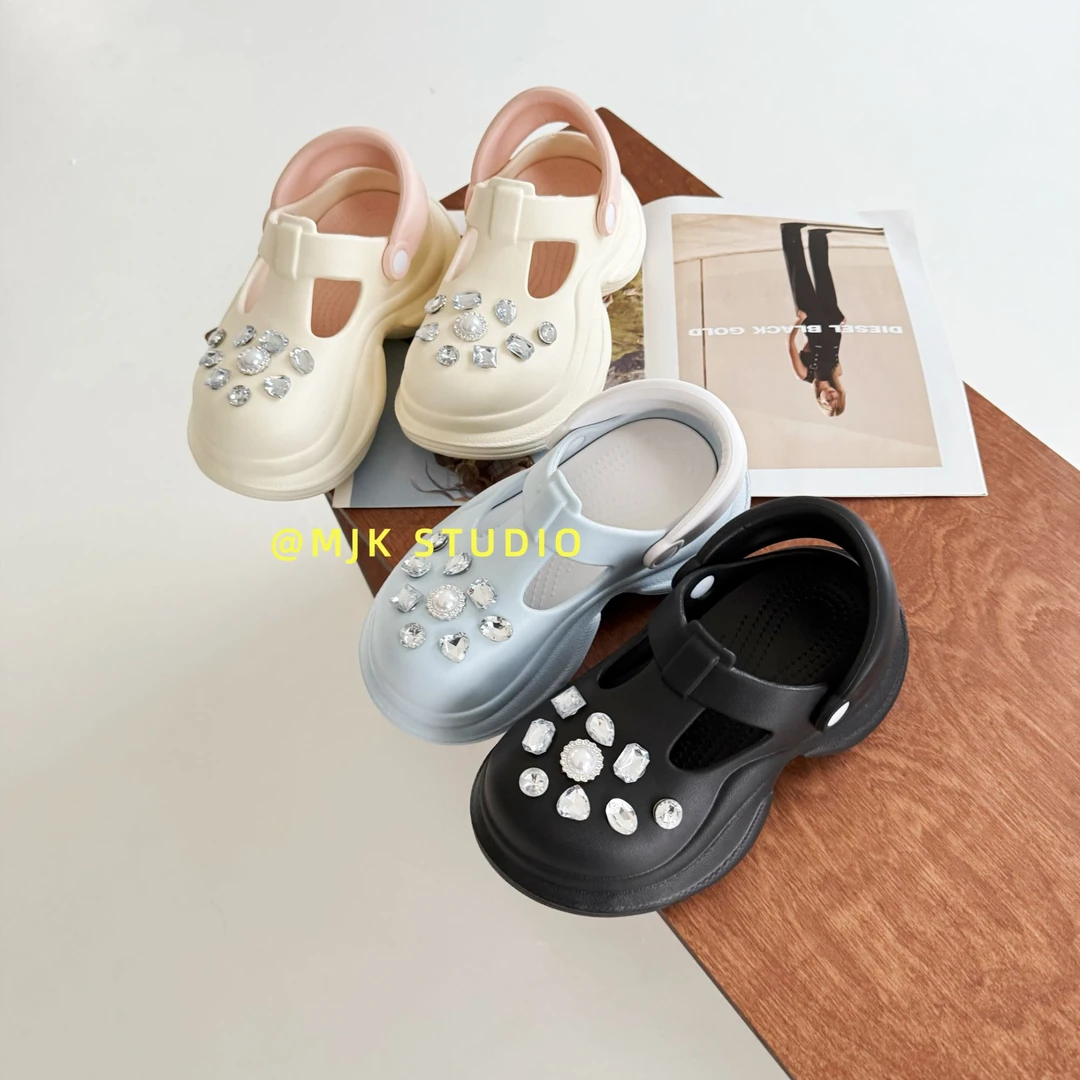 增高厚底洞洞鞋女夏防滑拖鞋时尚珍珠水钻松糕沙滩凉鞋