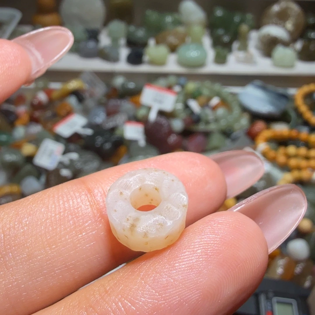 和田玉未镶嵌珠宝奇石