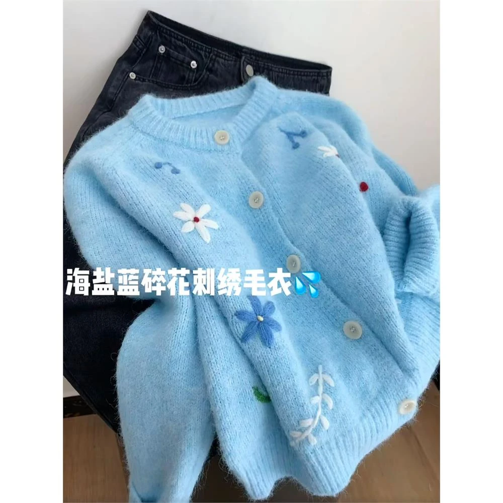 自留款推荐~海盐蓝重工刺绣针织开衫女秋冬新款宽松显瘦软糯毛衣