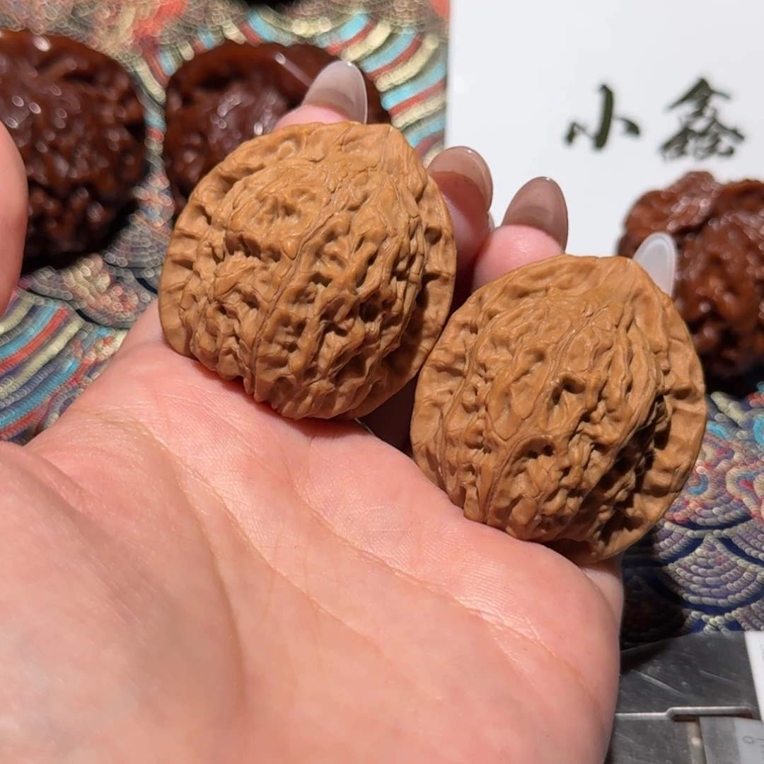从***把件核桃038号38原树玉观音文玩核桃