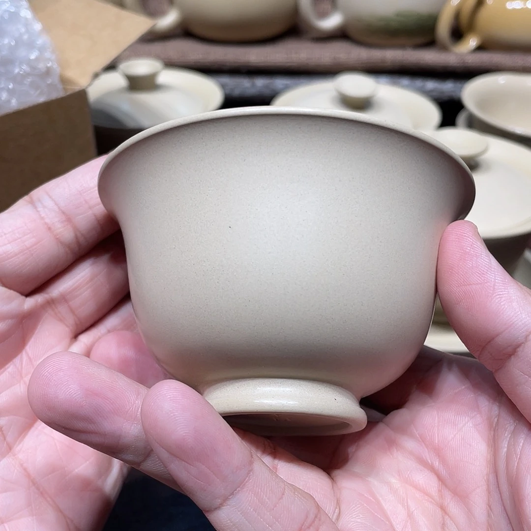 宁***泥塑压手主人杯一个