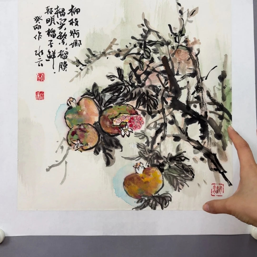 国画艺术家真人手绘
