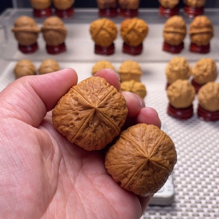 文玩核桃把件37御宝四棱