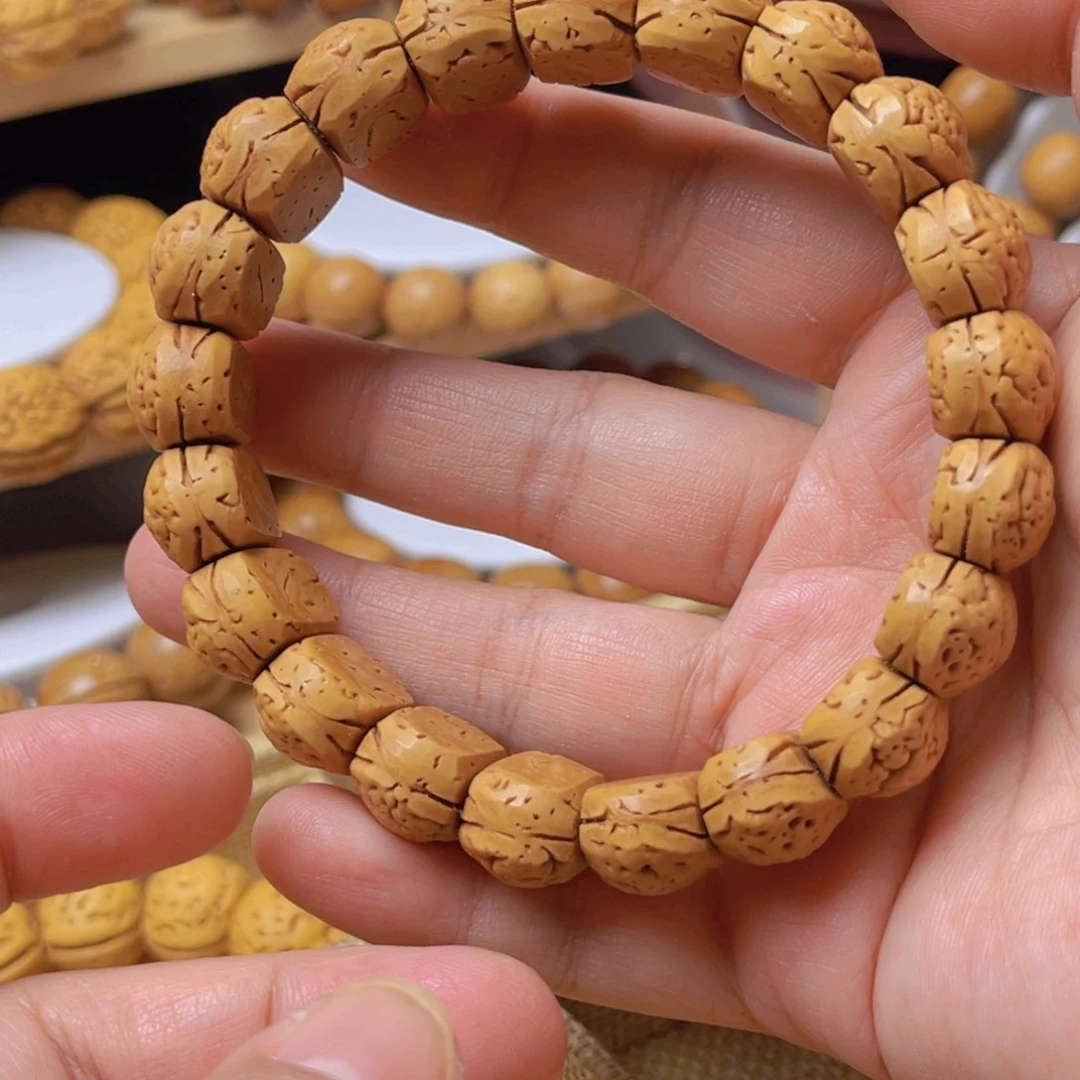 瑞*桃核手牌红魔18.5粉丝福利