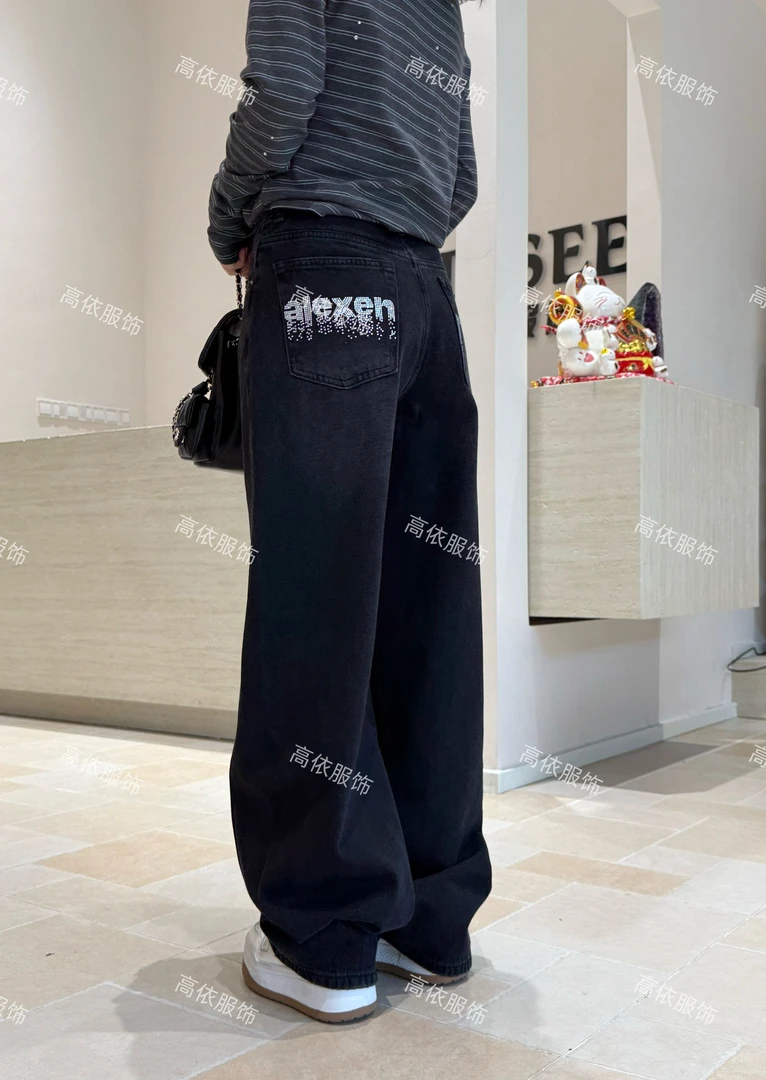 GY17781烫钻黑灰色加绒弯刀裤