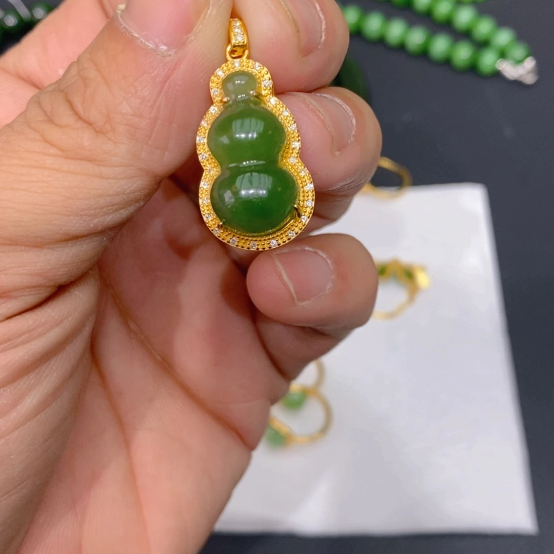 和田玉（碧玉）耳饰银S925镀金镶嵌