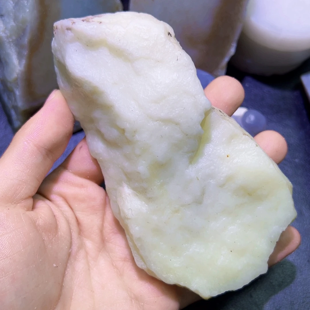 和田玉（糖玉）未镶嵌珠宝半成品