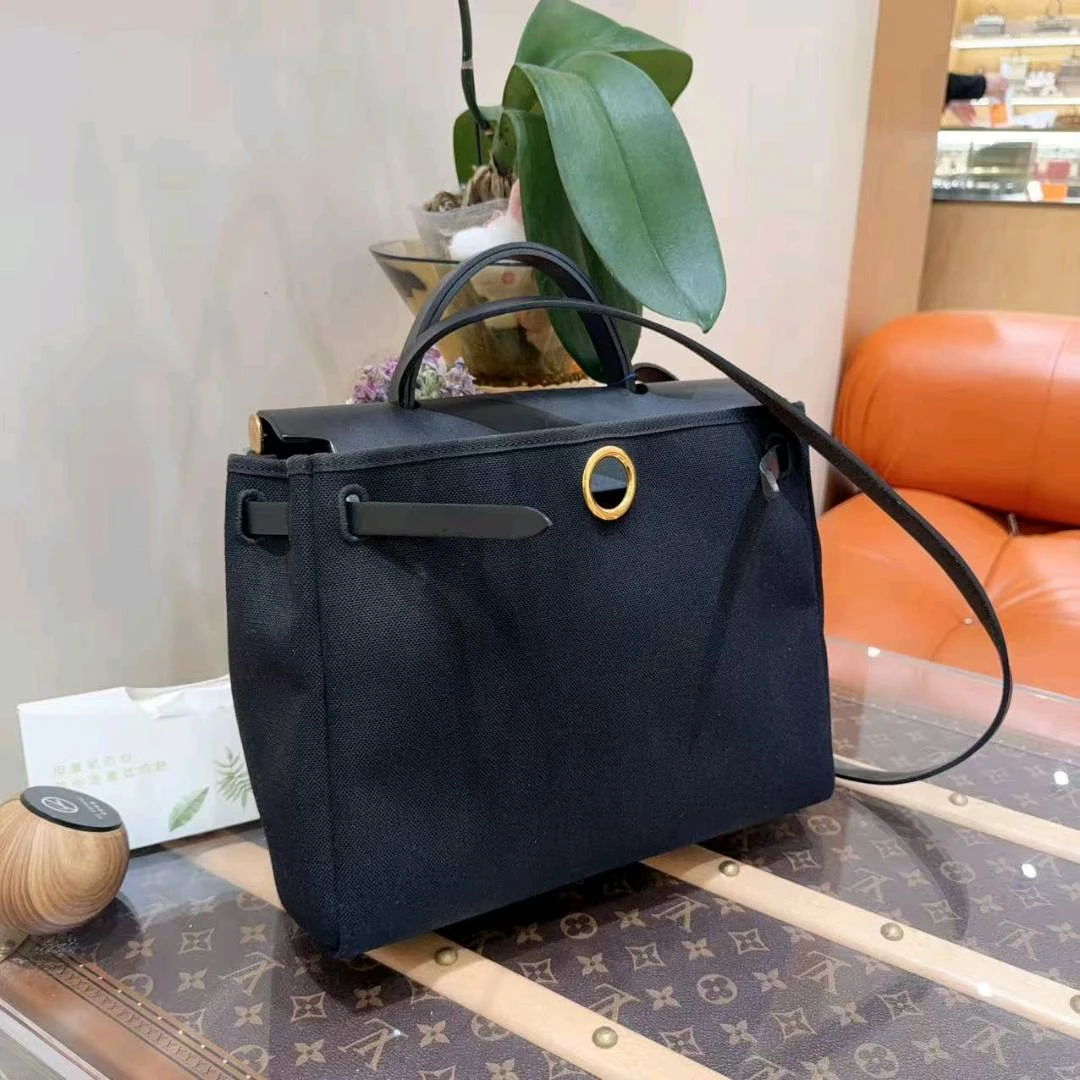 99新 Hermes/爱马仕 爱马仕/herbag 31 黑金 帆布拼皮