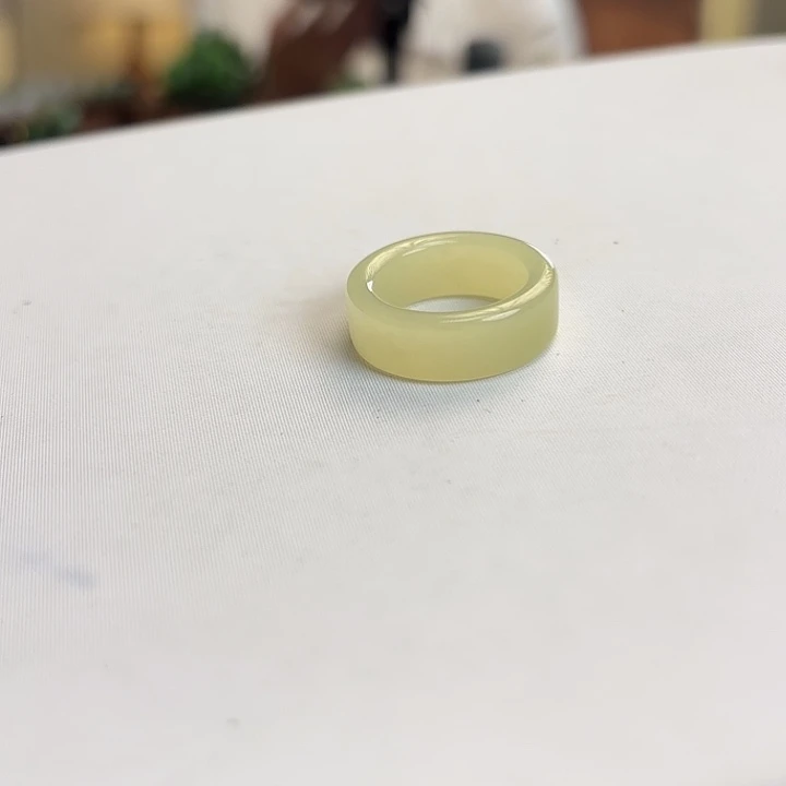 和田玉（黄玉）未镶嵌手链