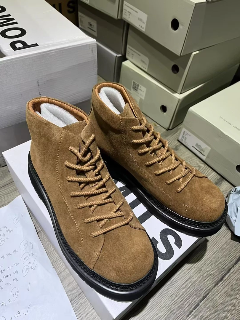 A871 男士时尚反绒百搭马丁靴卡其色厚底增高工装靴