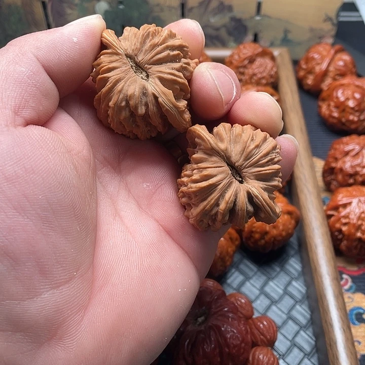 ****️文玩核桃吊坠四座楼