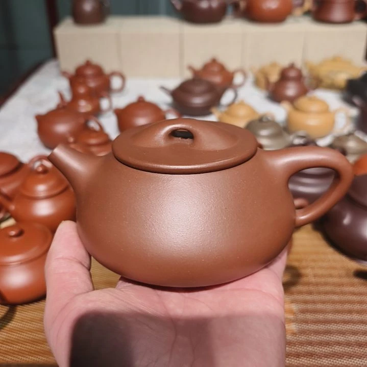 紫砂茶壶暮**首紫砂壶石瓢了吗？瓢了兄弟