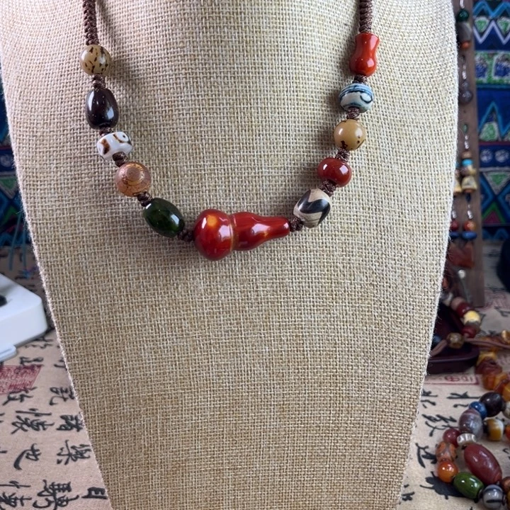 玛瑙/玉髓未镶嵌颈饰