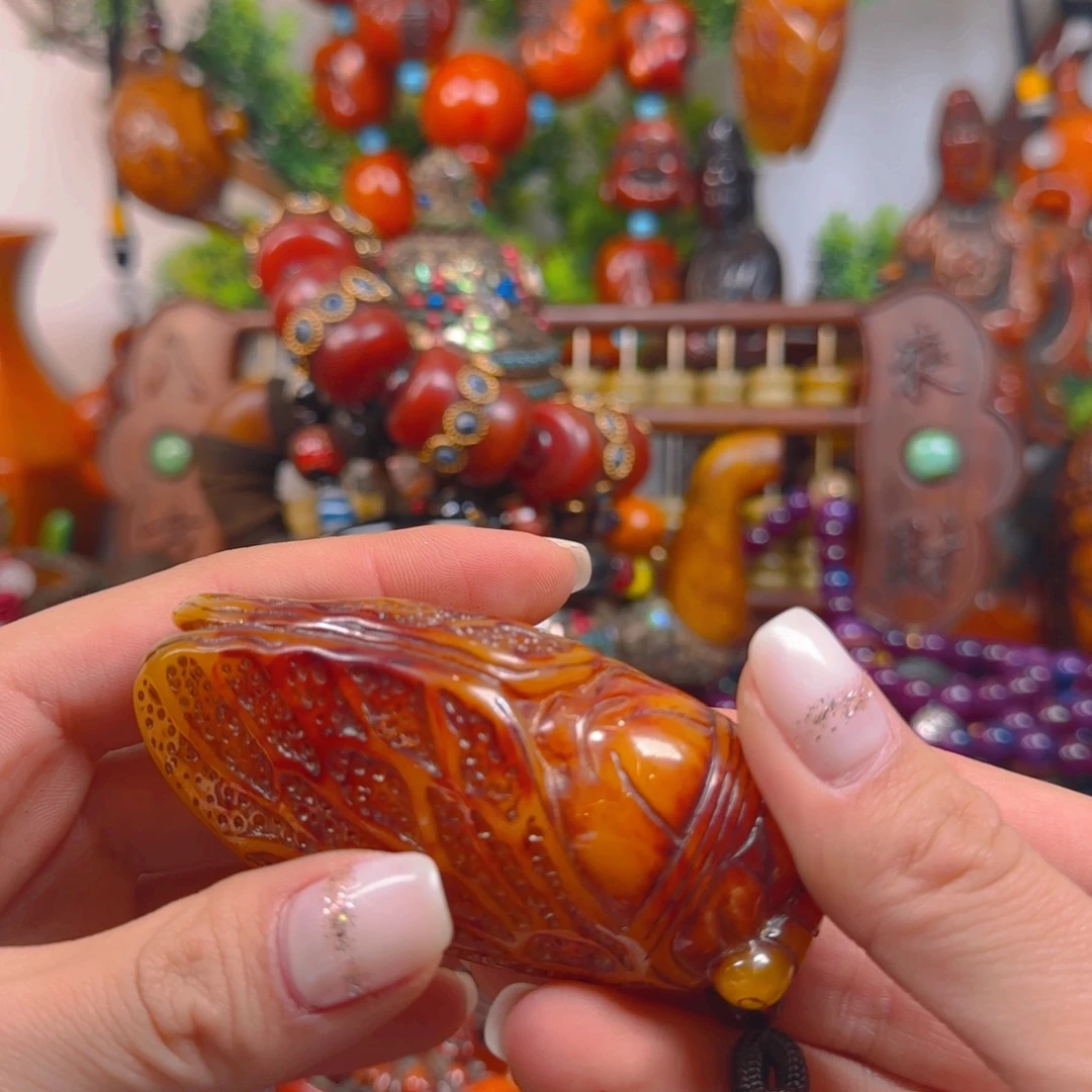 琥珀裸石未镶嵌手把