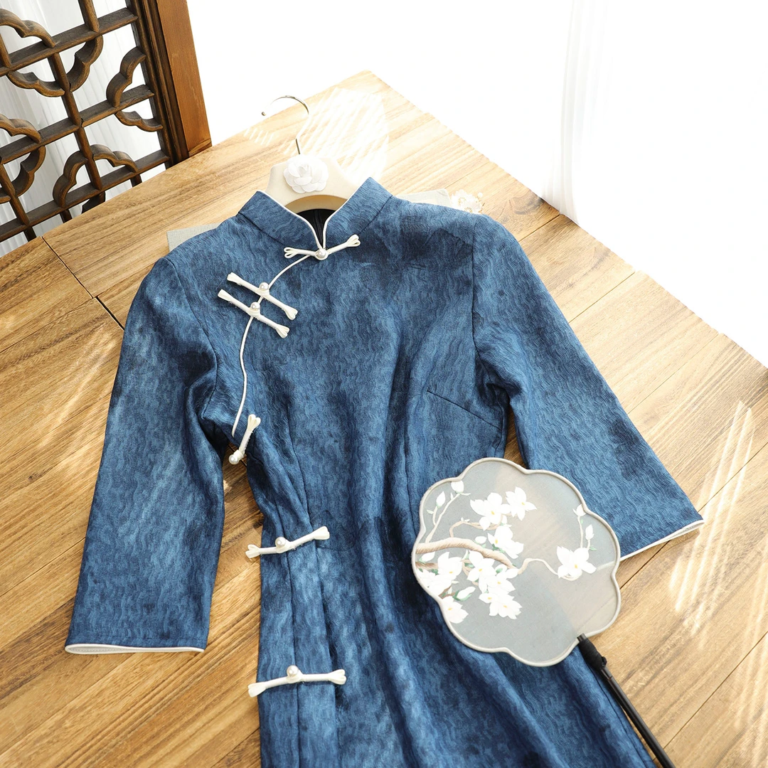 俏娘鱼蓝色复古新中式改良长袖旗袍女2025秋季新款日常可穿年轻款