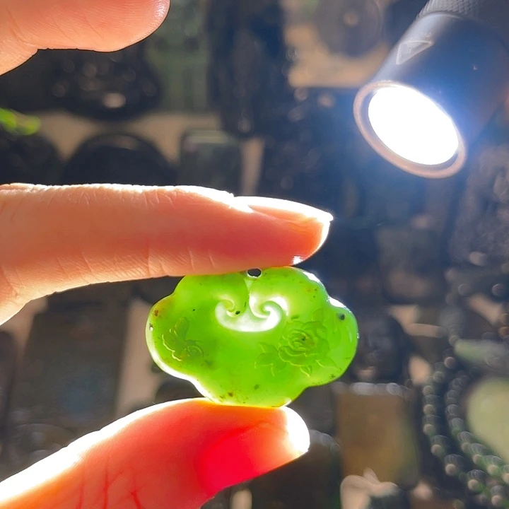 蛇纹石玉未镶嵌泰山玉