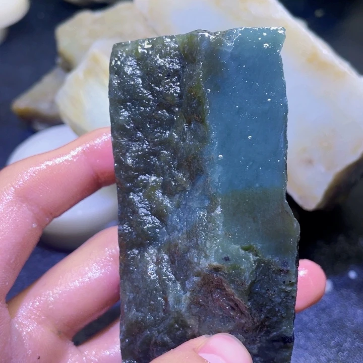 和田玉未镶嵌珠宝半成品