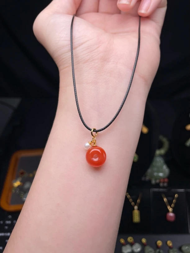 天然南红玛瑙小甜甜圈平安扣吊坠