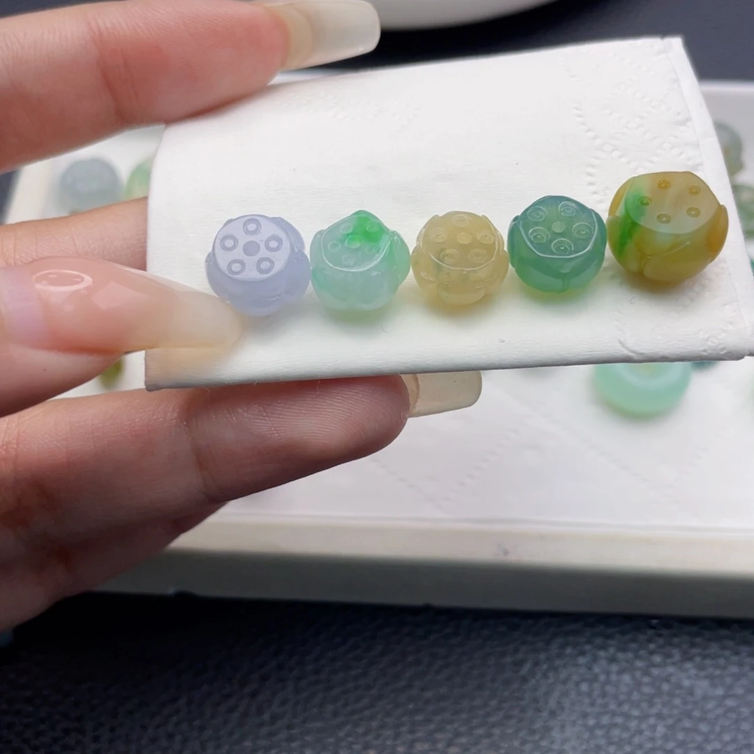 定制翡翠未镶嵌于*8569